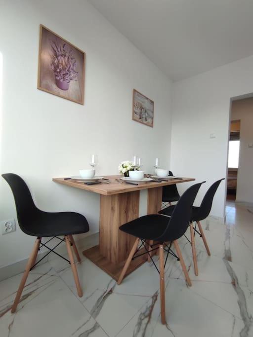 ***Santorini Apartament*** - 40M² ✓ Rybnik  Exterior foto